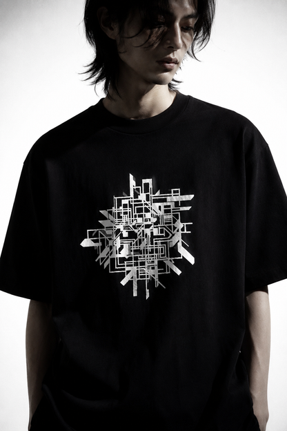 CIRCUIT COLLAPSE TEE - 260026