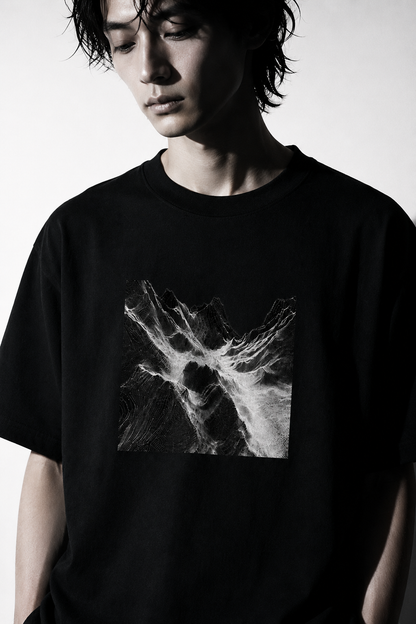 TERRAIN COLLAPSE TEE - 260024